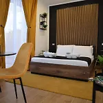 Blackwoody Contemporary Rooms - Napoli Centro Storico