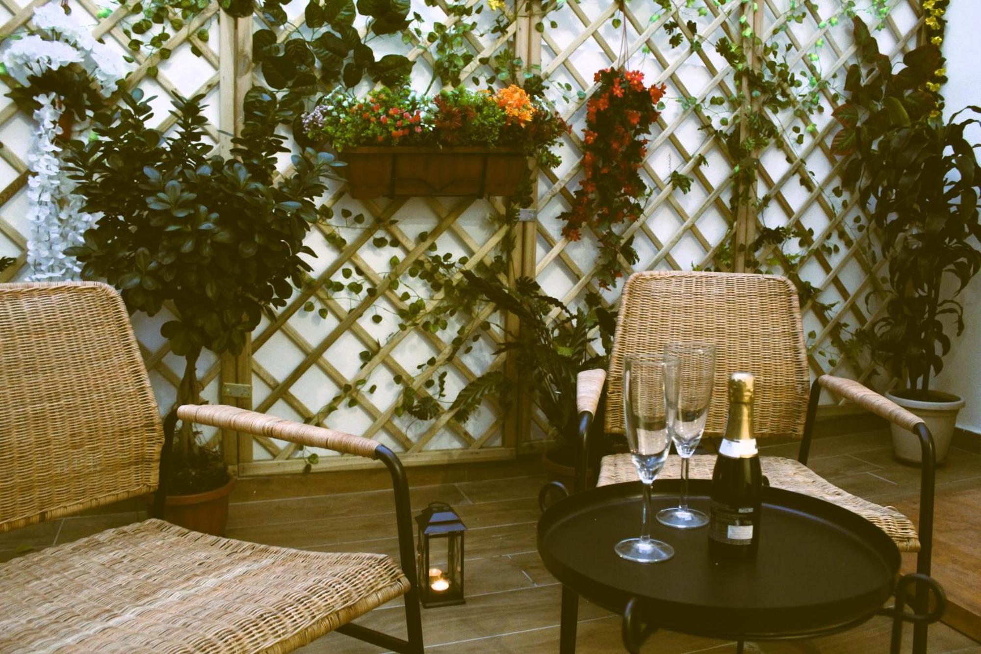Blackwoody Contemporary - Centro Storico Guest house