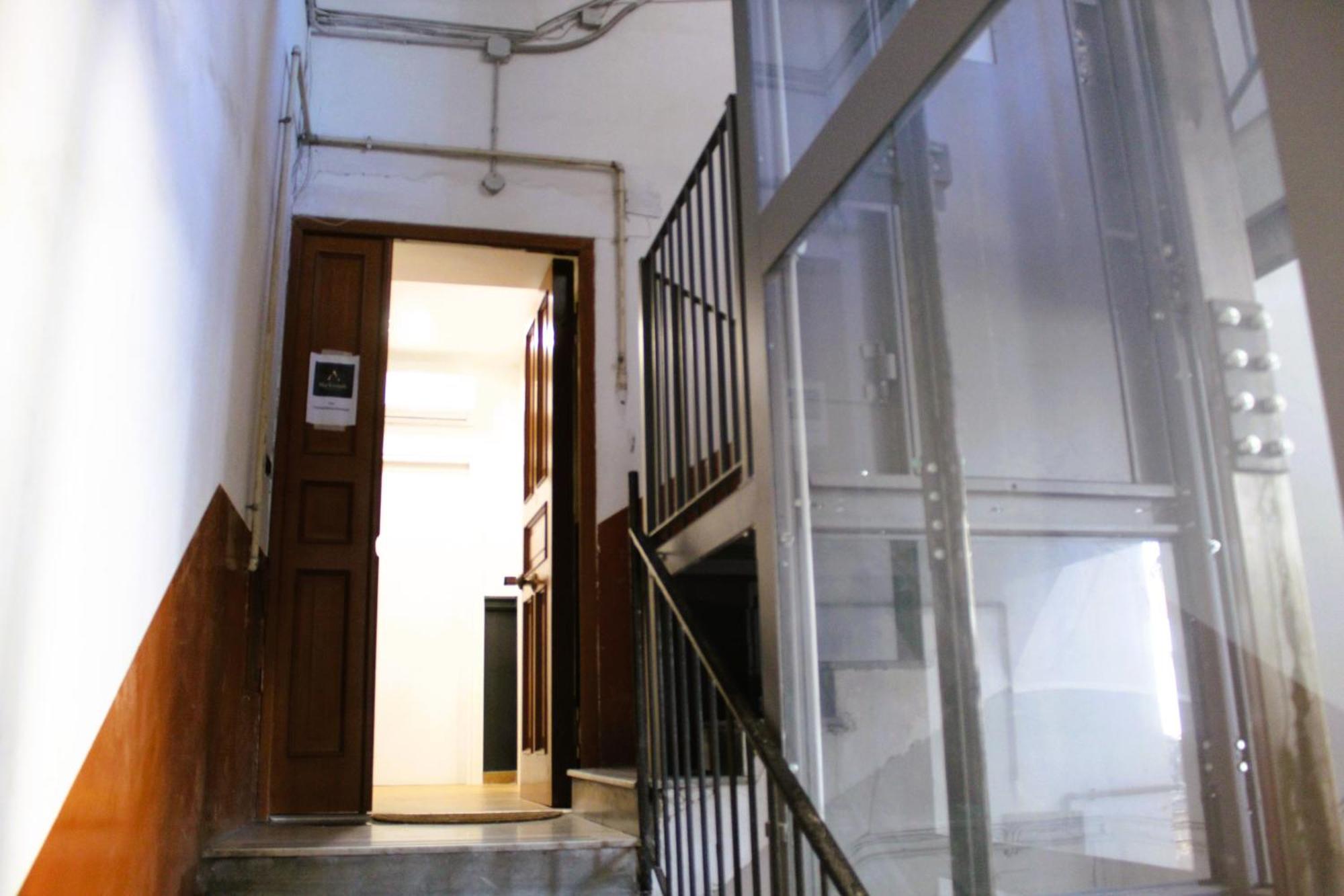 Blackwoody Contemporary - Centro Storico Naples